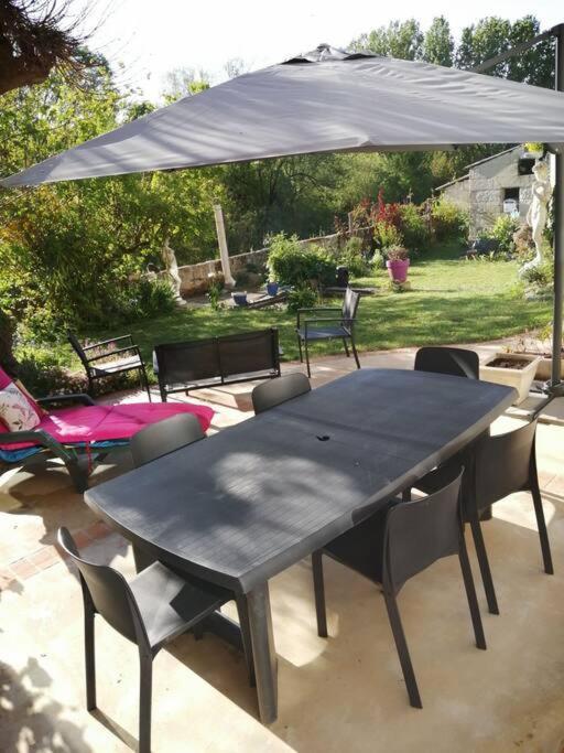Le Lys Apartman Saintes Kültér fotó